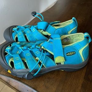 Kids keen water and hiking sandals